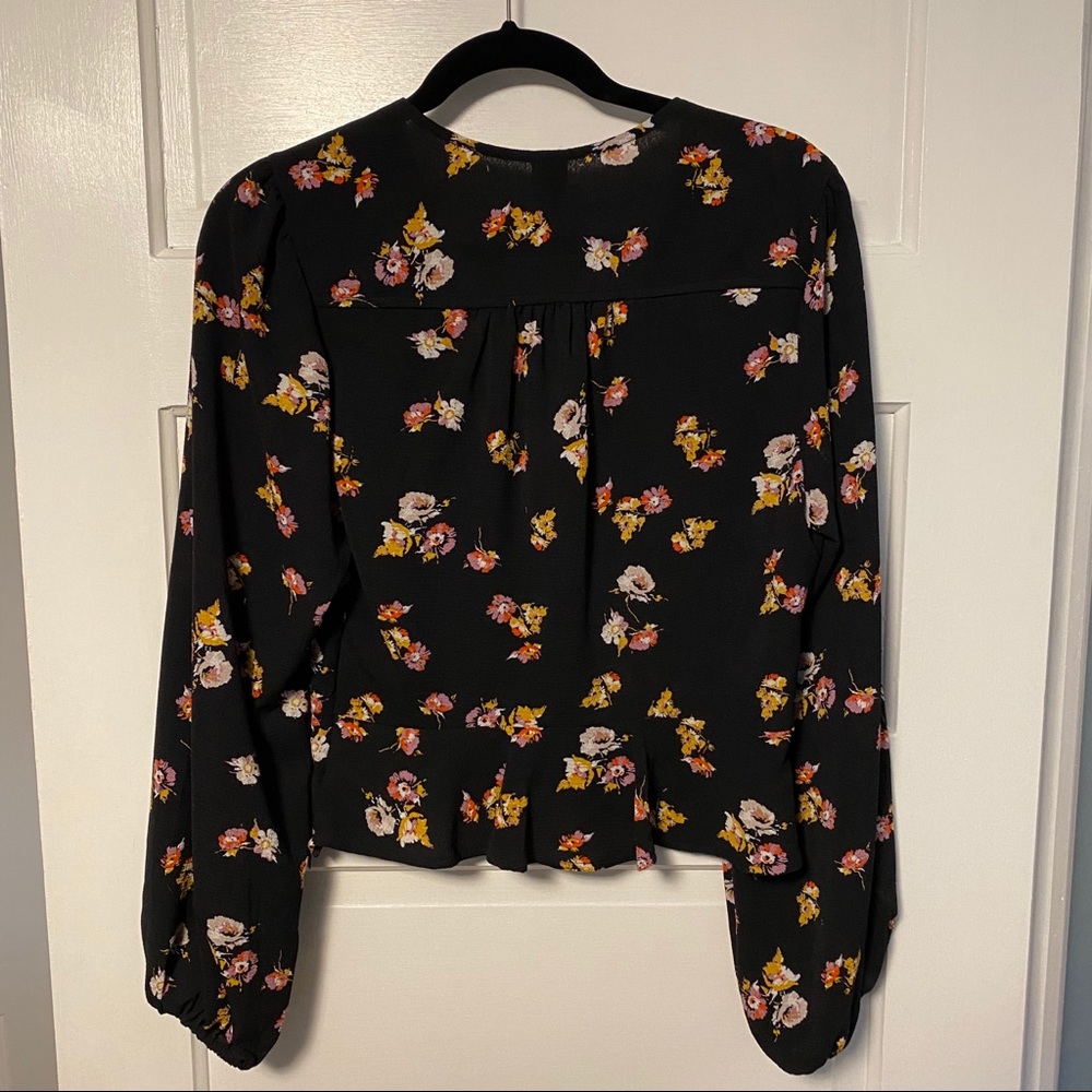 Floral blouse - Picture 2 of 5